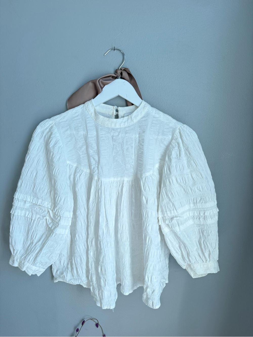 White Textured Puff Sleeve Mock Neck White Textured Puff Sleeve Mock Neck Blouse